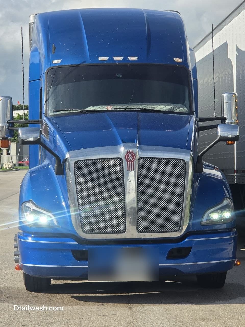Headlight Restoration in Pinecrest